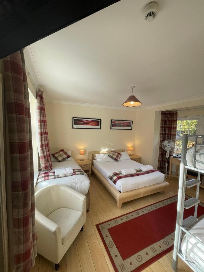Oakhurst Gatwick B&B 크롤리 외부 사진